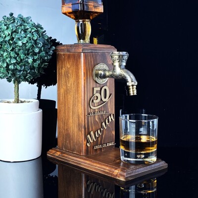 Дървени диспенсъри за алкохол