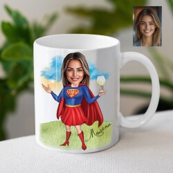 Чаша с карикатура на жена супергерой - Супер мама