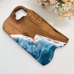 Дървена дъска от орех с епоксидна смола – за рязане и сервиране 010