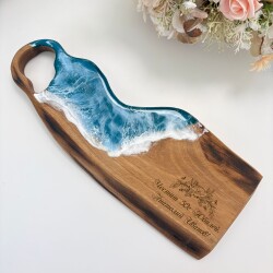 Дървена дъска от орех с епоксидна смола – за рязане и сервиране 009