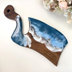 Дървена дъска от орех с епоксидна смола – за рязане и сервиране 008