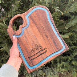 Светеща дъска от орех с епоксидна смола 011