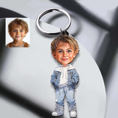 Ключодържател - момче в града Ключодържател - момче в града