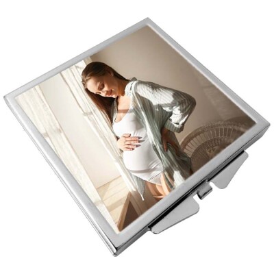 Джобно огледало със снимка на клиента - бременност Джобно огледало със снимка на клиента - бременност