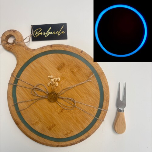 Светеща дъска от бамбук с нож за сирена  012