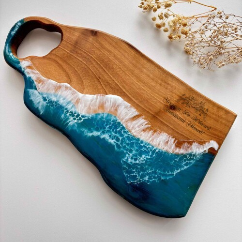 Дървена дъска от орех с епоксидна смола – за рязане и сервиране 017